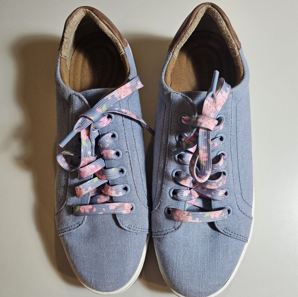 Aetrex Blue and Pink Sneakers with Canvas Upper